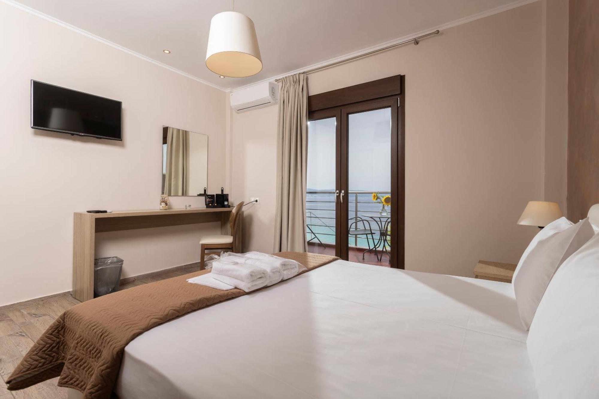 Sea View Apollo Apartments & Studios In Áfitos Exterior foto