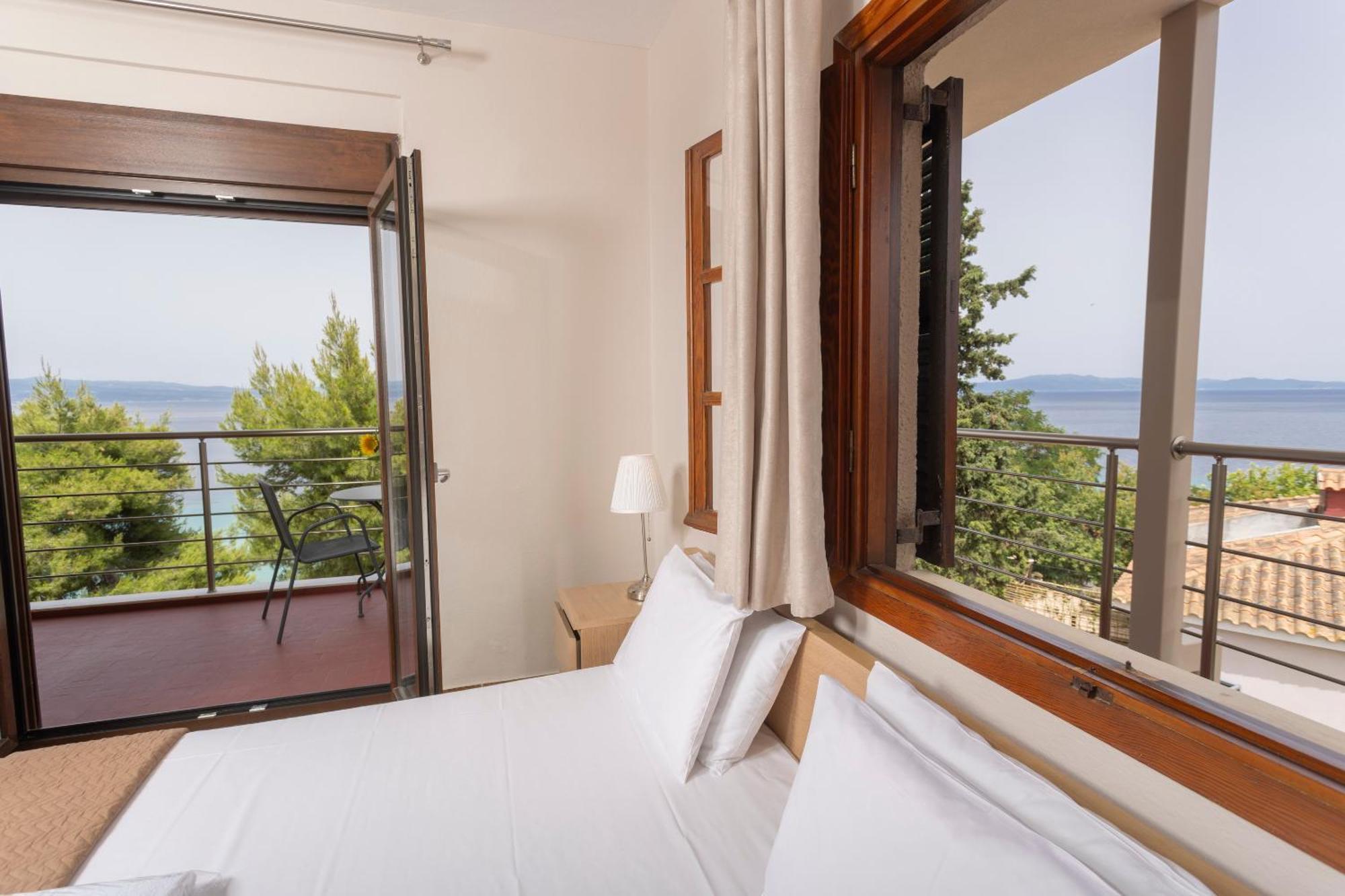 Sea View Apollo Apartments & Studios In Áfitos Exterior foto