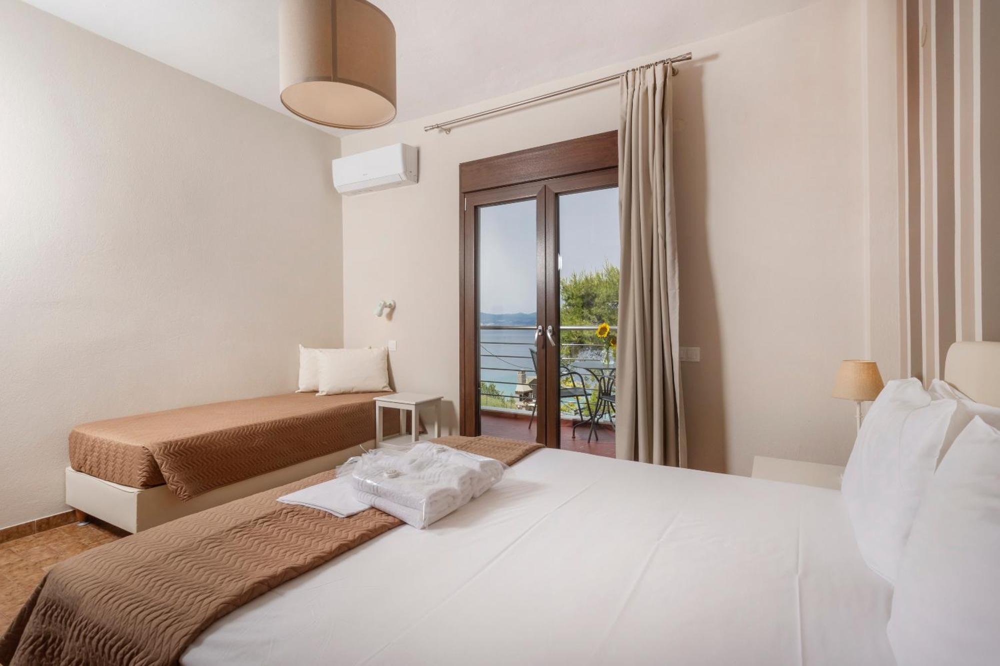 Sea View Apollo Apartments & Studios In Áfitos Exterior foto